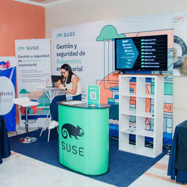 Stand Portátil Desarmable Multi-Elemento para Expos y Eventos